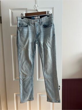 Old Navy Light Blue Slim Straight Men’s Jeans